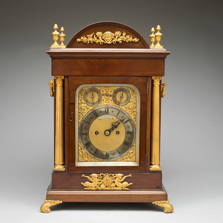 BIBLIOTEKSUR, "D. Schwarck & Son, Leamington",Louis seize-stil. Omkring 1900.