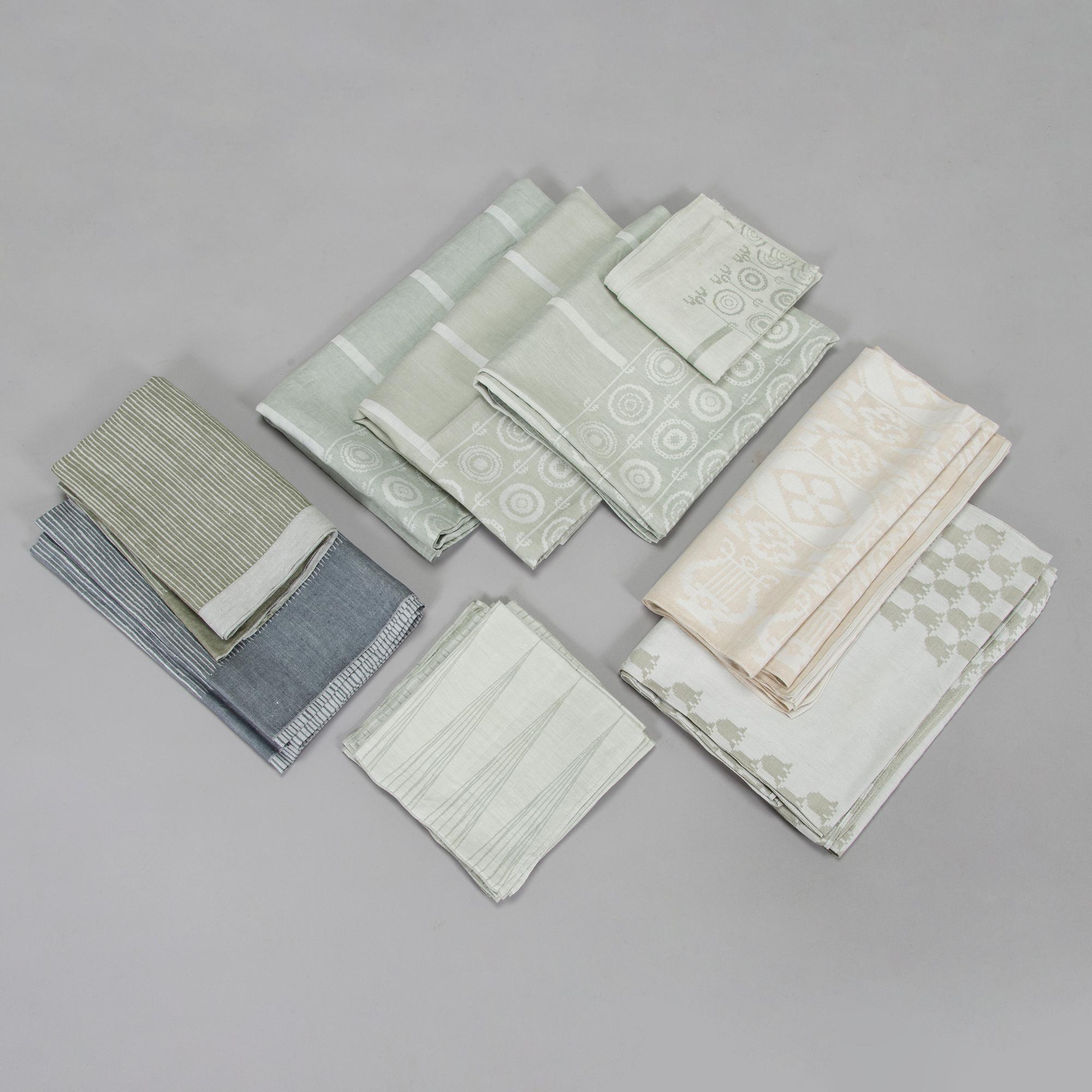 Dora Jung, A set of tablecloths and napkins, Tampella Oy and Klässbols Linneväveri Ab, second half of 20th century.