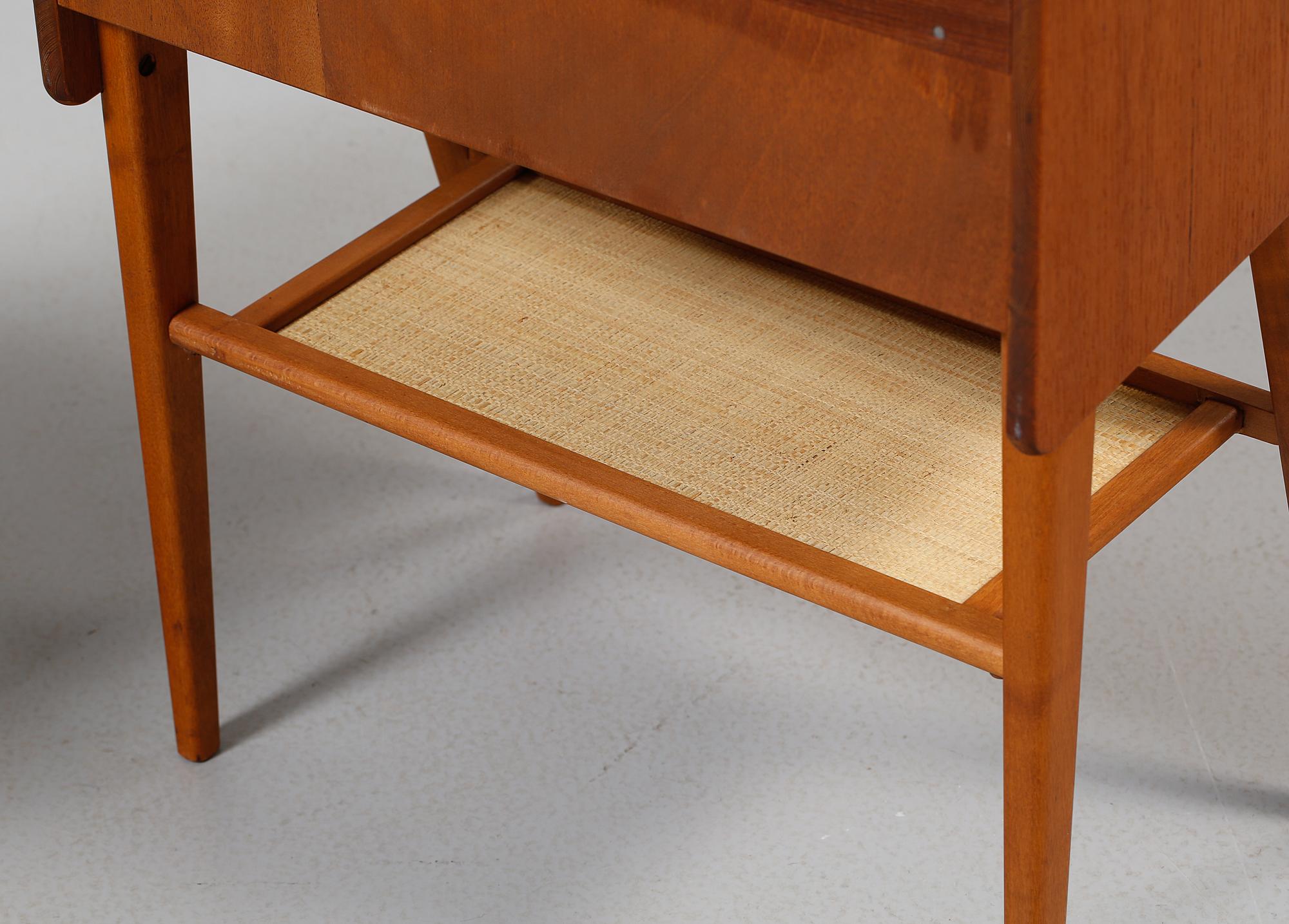 SÄNGBORD, ett par, 1950/60-tal.