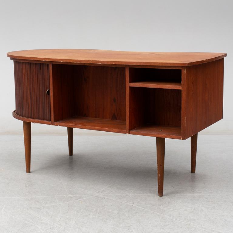 A 1950s / 60s writing desk.