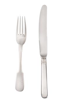 A SET OF RUSSIAN KNIVES AND FORKS, 12+12. РУССКИЙ НАБОР НОЖЕЙ И ВИЛОК, 12+12 шт.