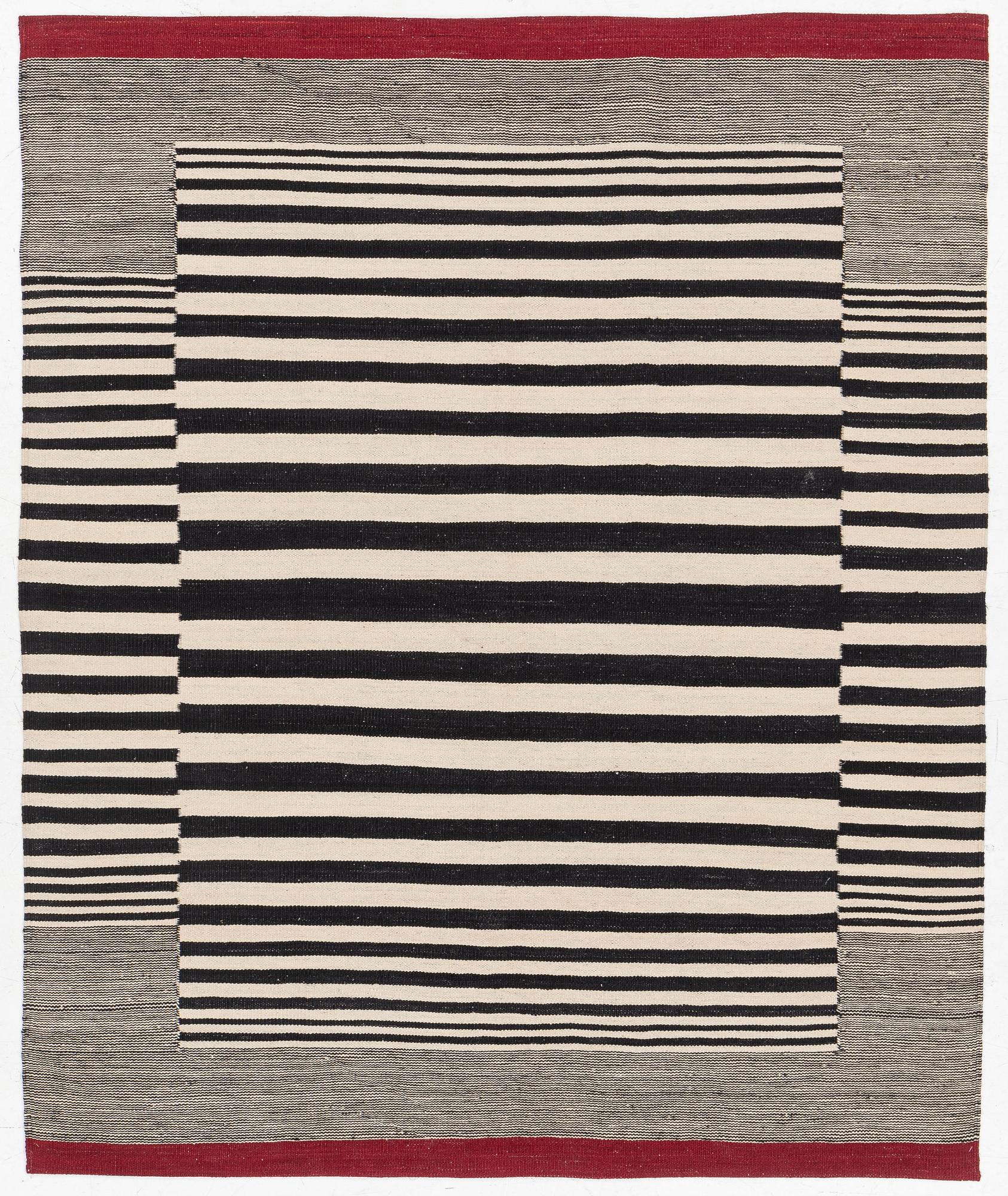Rug, wool, 198 x 160 cm.