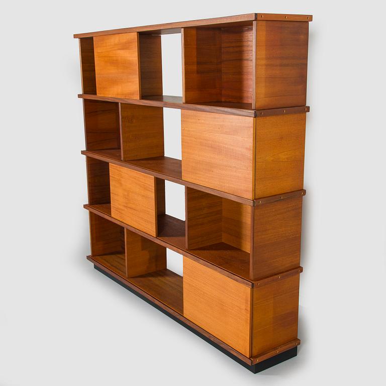 Ilmari Tapiovaara, a mid-20th century 'Pala' bookshelf for Asko.