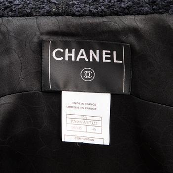 CHANEL, Black and blue tweed jacket, size 46(FR).