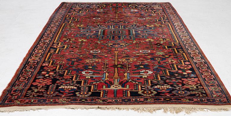 Rug, Bachtiari, approx. 295 x 166 cm.