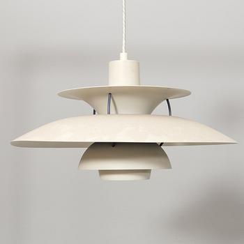 Poul Henningsen, Taklampa "PH 5", Louis Poulsen, Danmark.