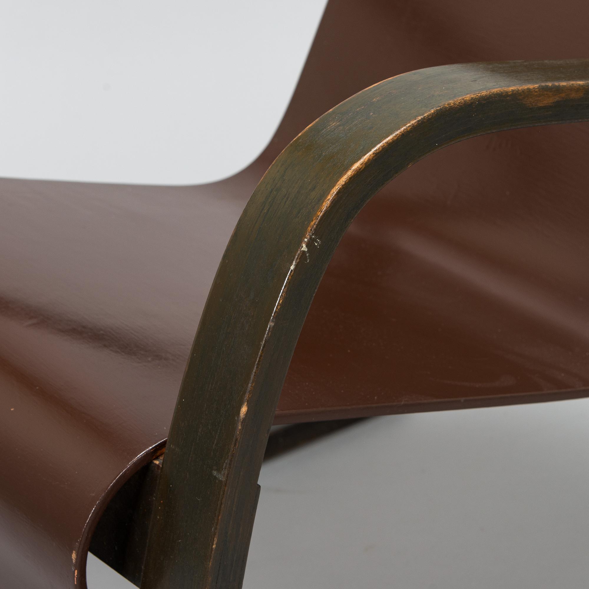 Alvar Aalto, a 1940s '31' armchair for  O.Y. Huonekalu-ja Rakennustyötehdas A.B Finland.