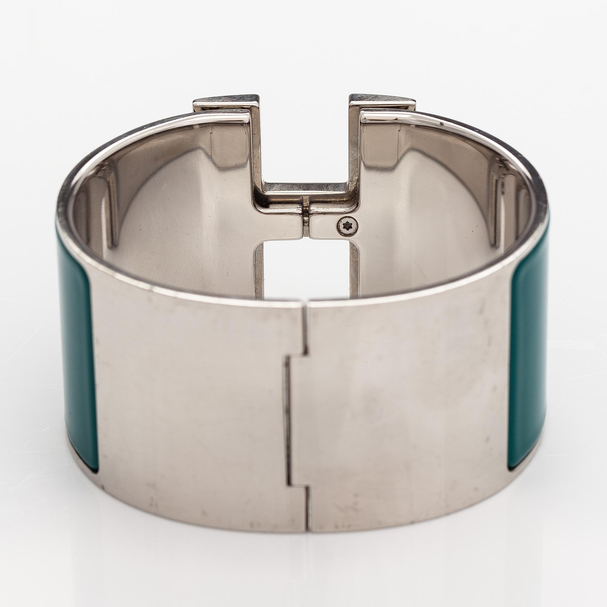 Hermès, Armband "Click H", metall och turkos och vit emalj. Märkt Hermès, P, S, Made in France.