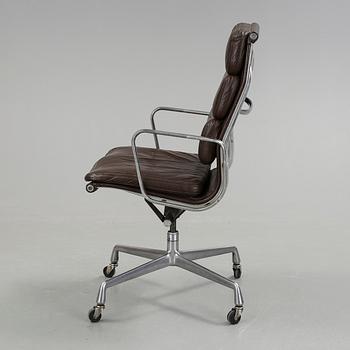 KONTORSSTOL,  EA 217/Softpad, Charles and Ray  Eames, Herman Miller, USA.