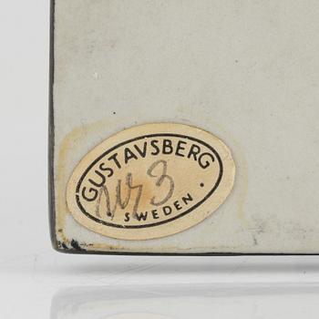 Fat, fajans, Stig Lindberg, samt reliefer, 2 st, stengods, Lisa Larson, Gustavsberg.