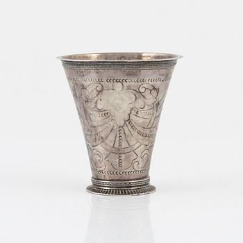 Carl Petter Tellander, a silver beaker, Jönköping, 1742.