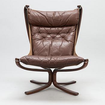 SIGURD RESSEL, a 1970's Norwegian 'Falcon chair' armchair for Vatne Möbler.
