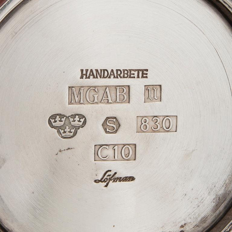 Eric Löfman, vase silver MGAB Uppsala 1977.