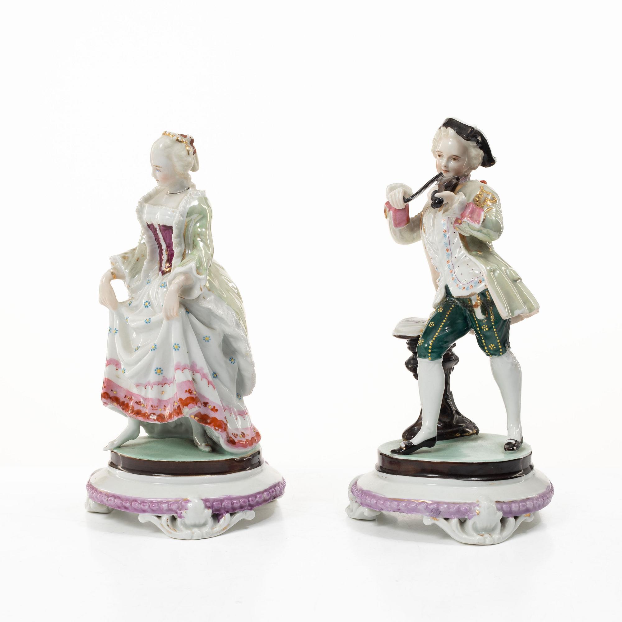 Two porcelain figures, rococostyle, around 1900.