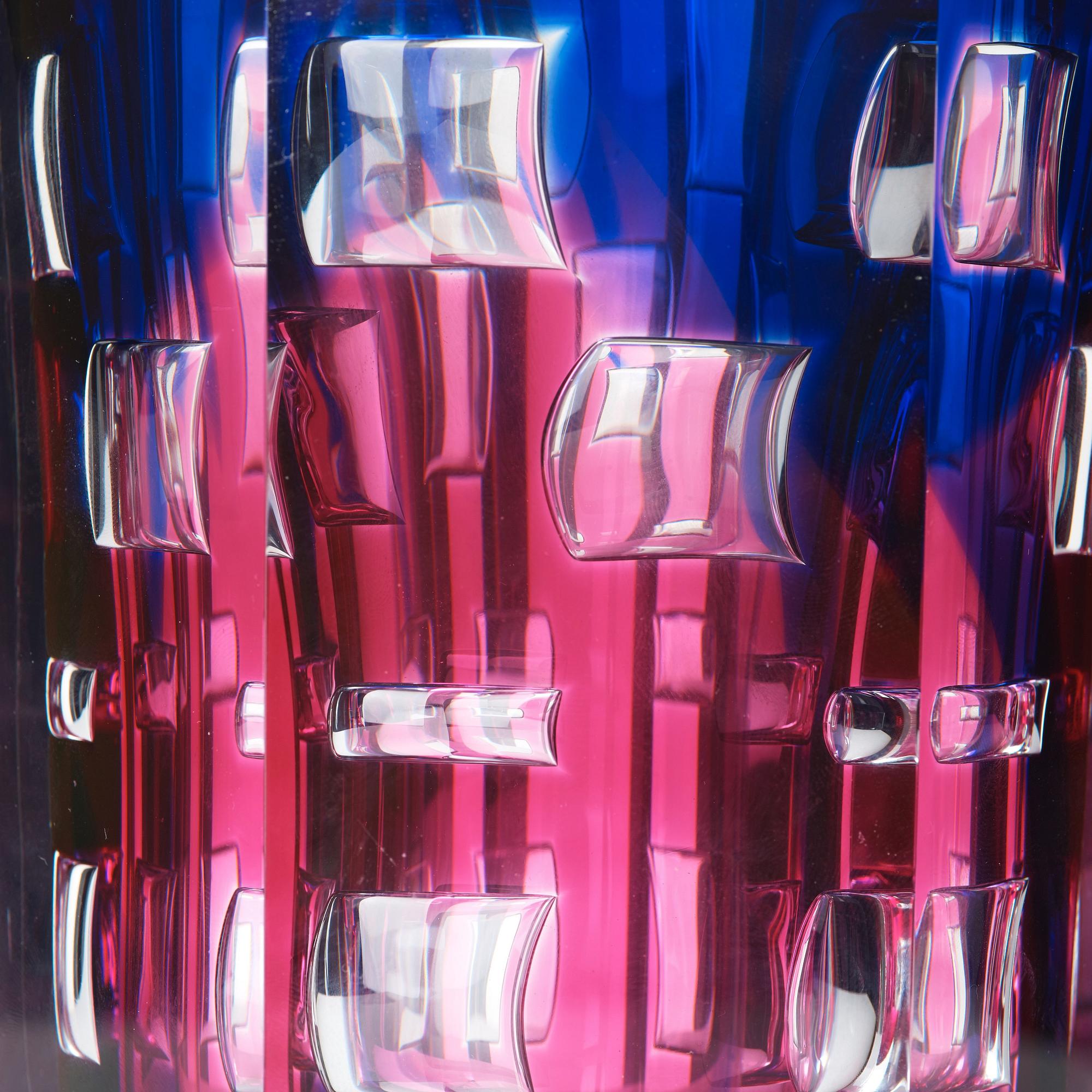 Olle Alberius, an ariel glass vase "Komposition", Orrefors, Sweden 1988.