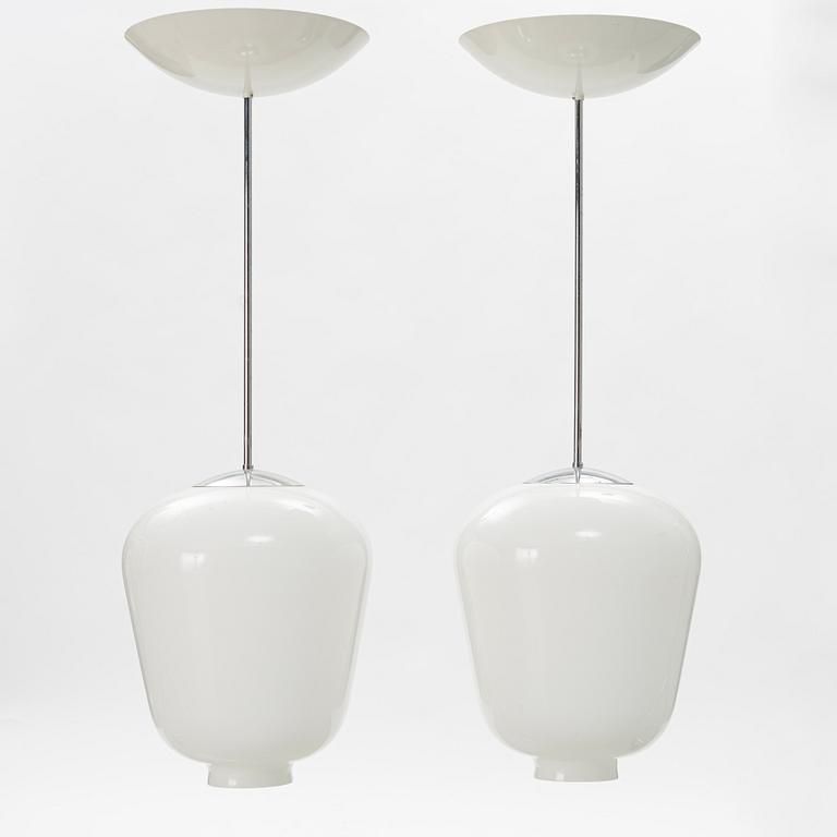 Taklampor, ett par, Zero, 1900-talets slut.