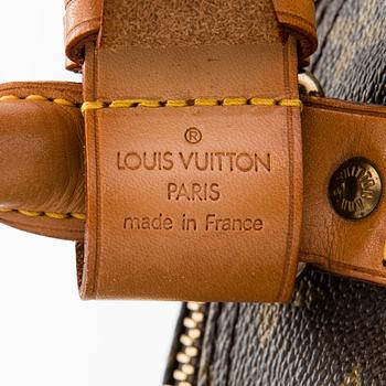 Louis Vuitton, A Monogram Canvas 'Keepall 60' Bag.