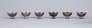 PARTI SILVER, 19 delar, Gustaf Folcker, Stockholm, 1800-/1900-tal. total  silvervikt  ca 477 gram.