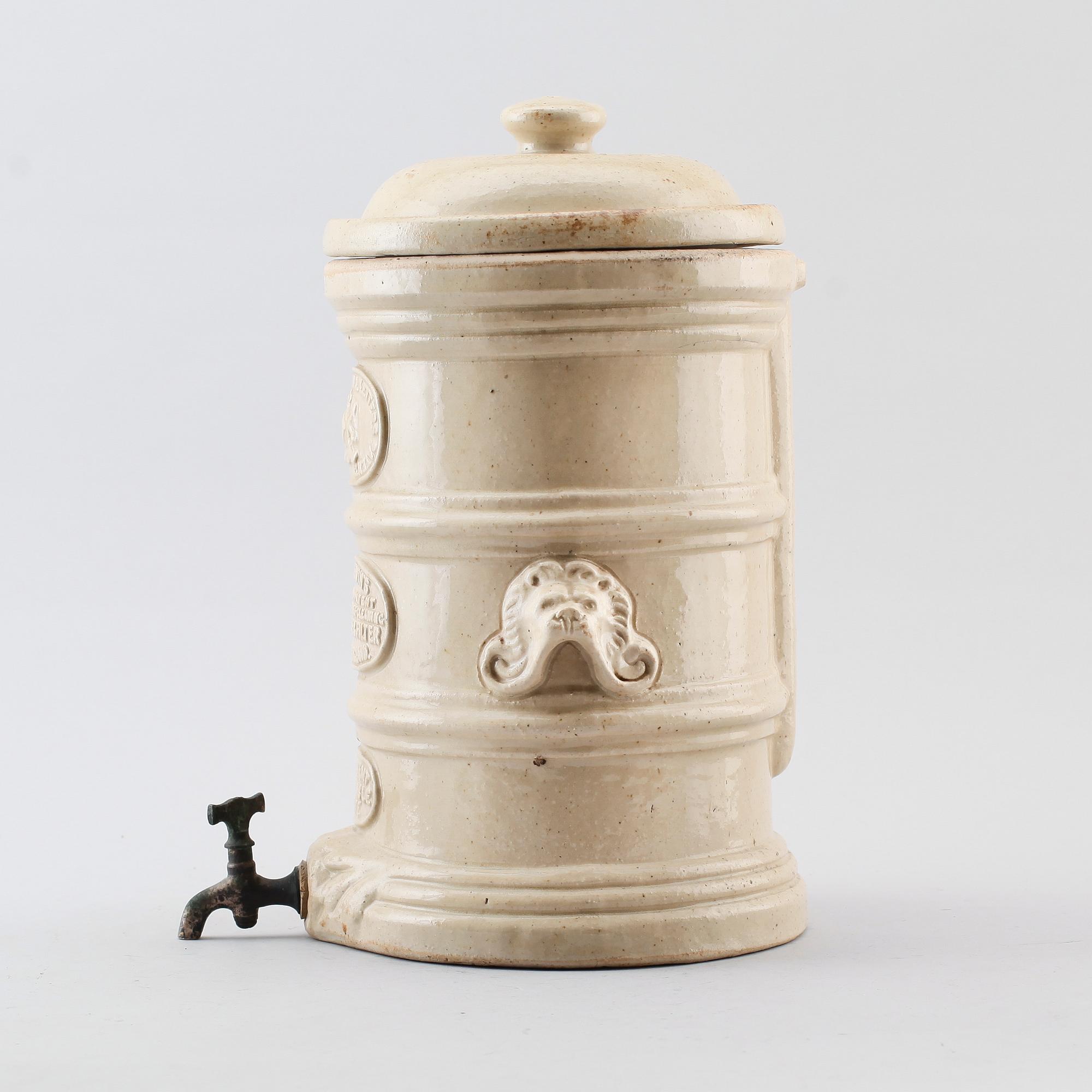 VATTENRENARE, keramik, G. Cheavin's, England, 1800-talets slut.