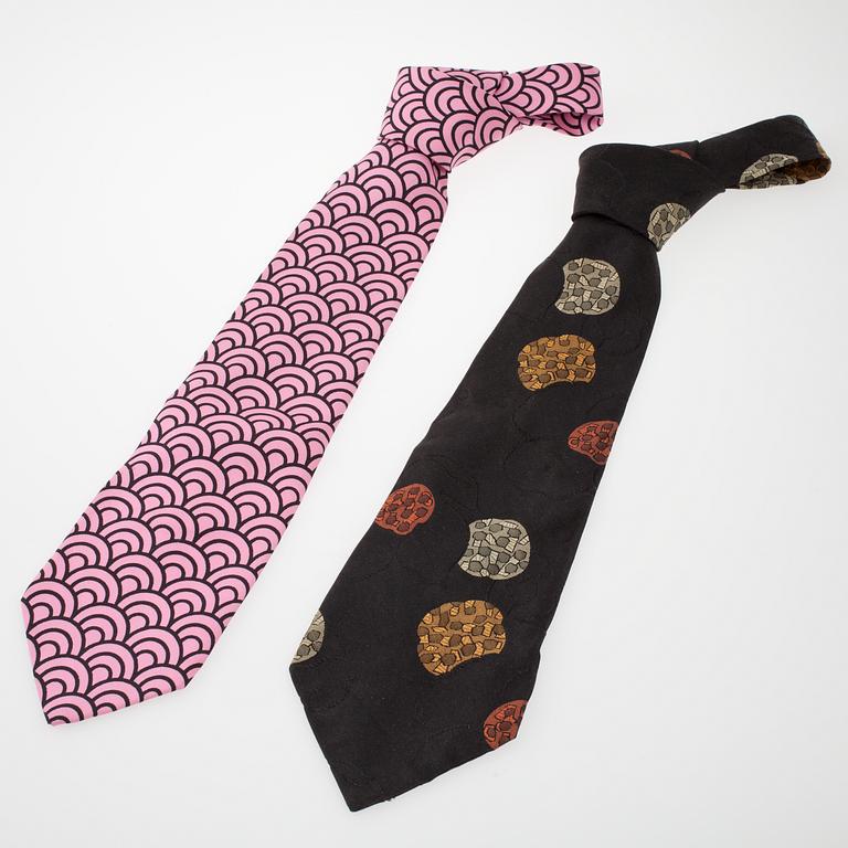Two neckties, Lanvin and Règis Anley.