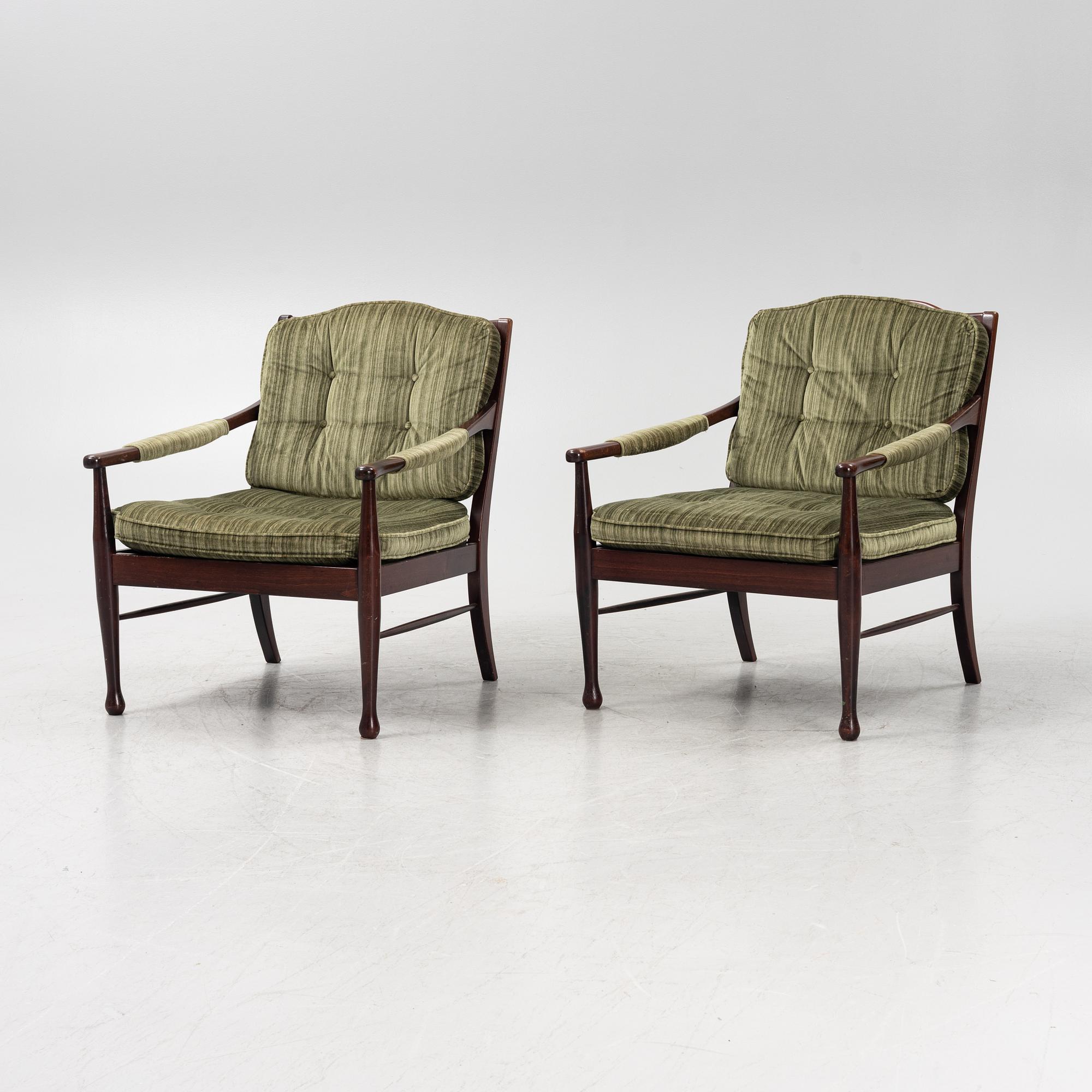 Easychairs, a pair, Ulferts, second half of the 20th century.