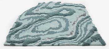 Jonathan ”Ollio” Josefsson, matta, 2 delar, tuftad i relief, ca 250 x178 resp 130 x  73 cm.