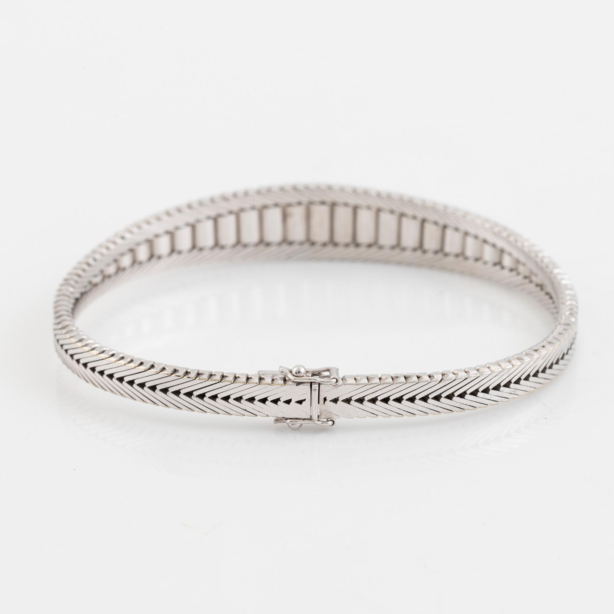 White gold and brilliant cut diamond bracelet.