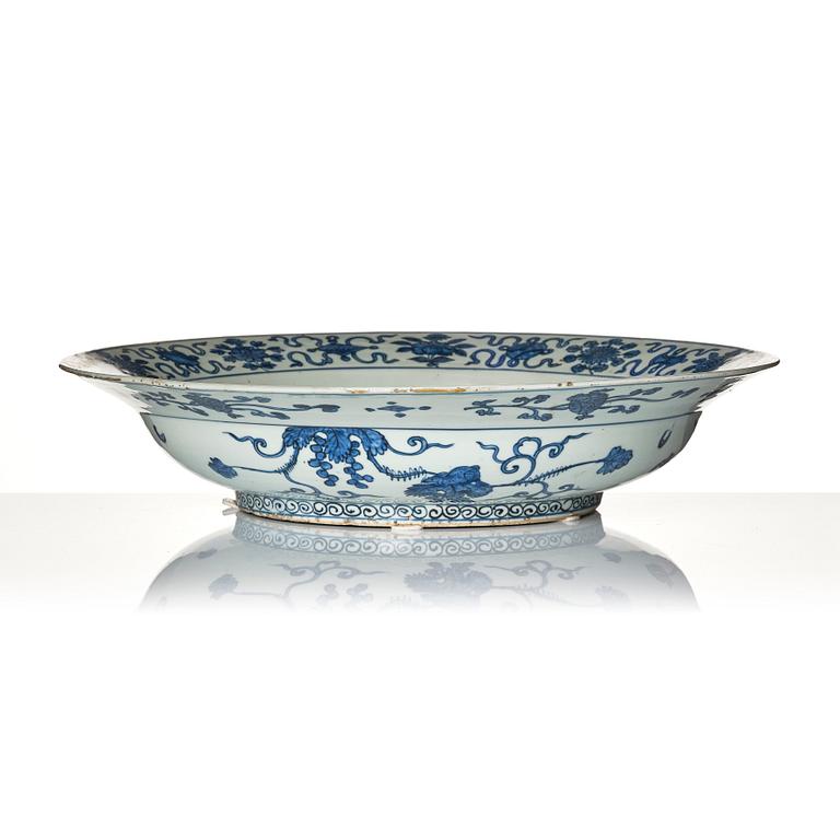 A large blue and white 'deer and pine' charger, Ming dynasty, 16th century.