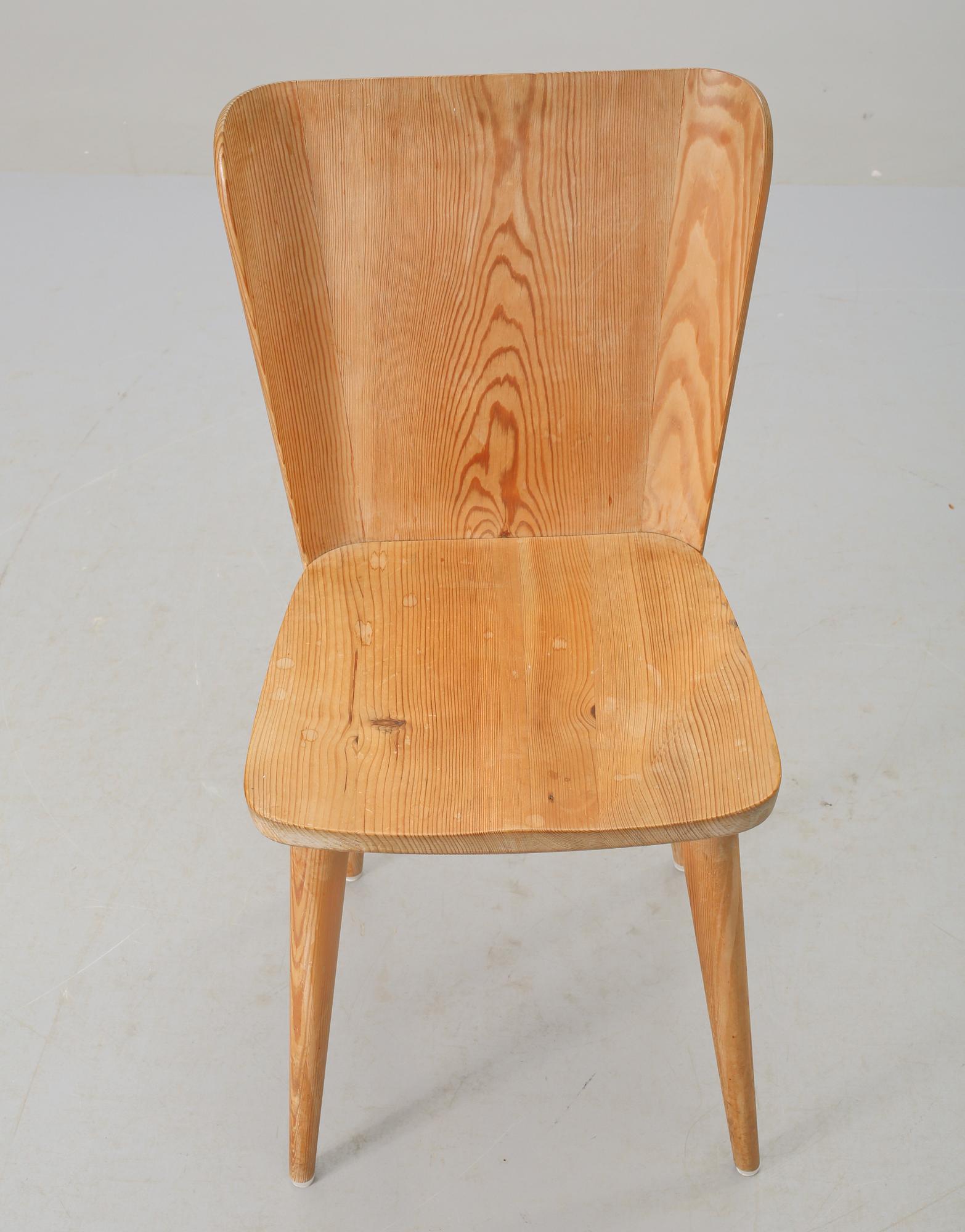 MATSALSGRUPP, 7 delar, AB Karl Andersson & Söner Möbelfabrik, Huskvarna, omkring 1900-talets mitt.