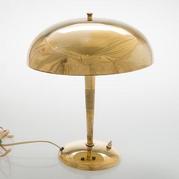 Pöytävalaisin Itsu 1900-luvun puloväli.