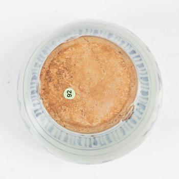 A Chinese blue and white porcelain jar, Ming dynasty (1368-1644).