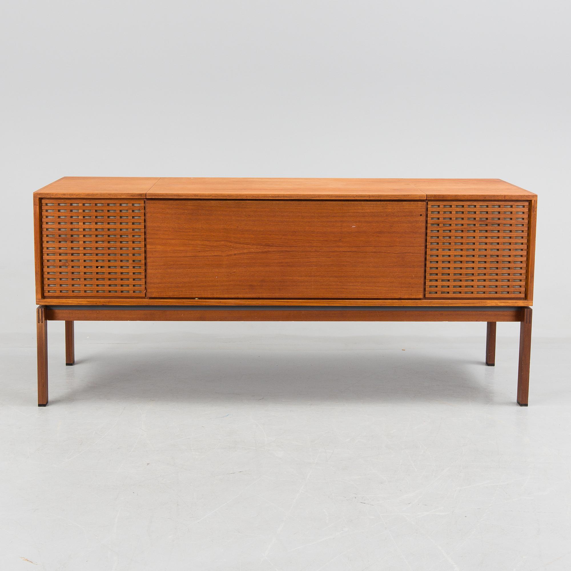 MUSIKMÖBEL, Beomaster 1200 RG Type 2226, Bang & Olufsen, 1965.
