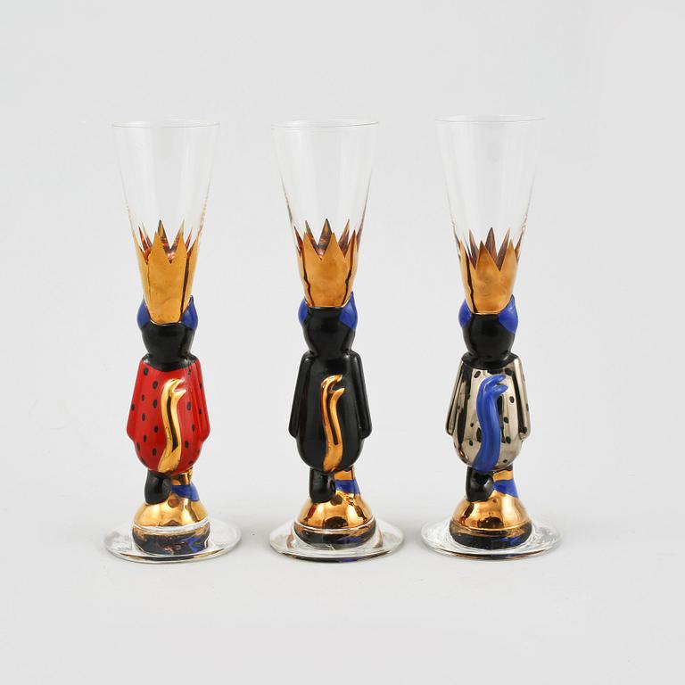 SNAPSGLAS, 3 st, "Nobelservisen", Gunnar Cyrén, Orrefors, sent 1900-tal.