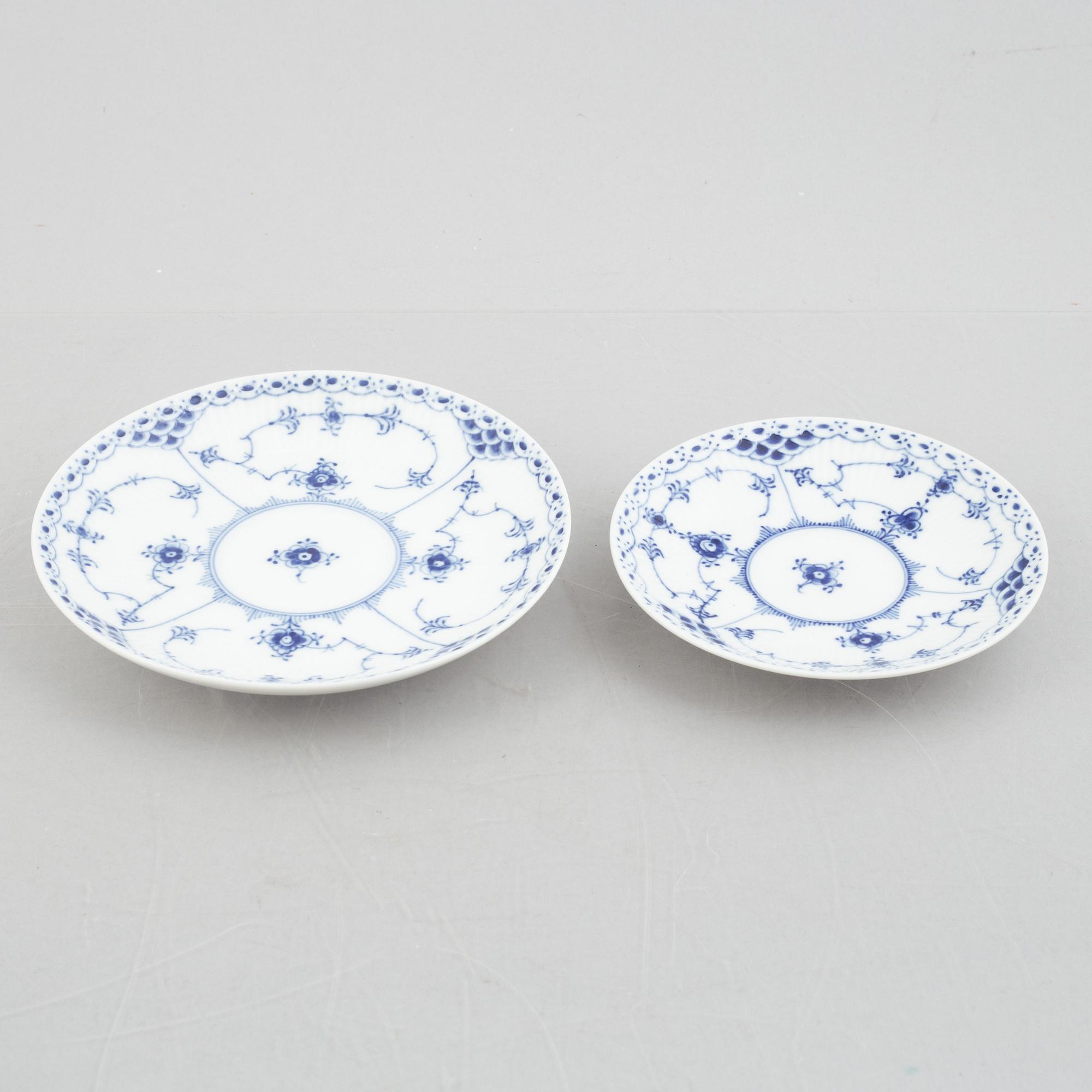 Royal Copenhagen, 27 pieces of a "Blue Fluted" porcelain service, Denmark.