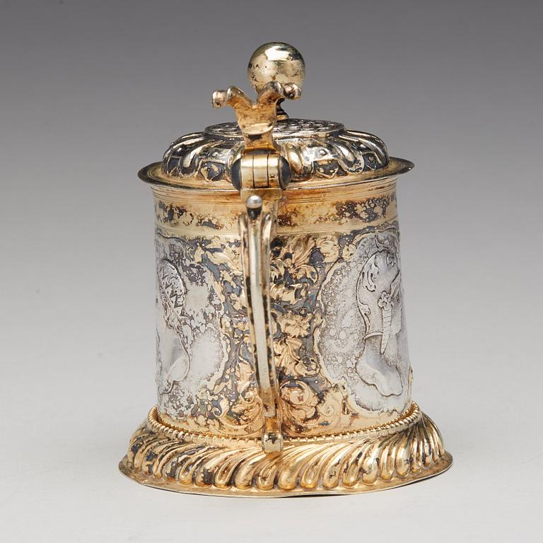 Simon Wickert, dryckeskanna, silver, Augsburg (verksam 1691-1708). Barock.
