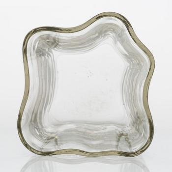 Alvar Aalto,  1 osa lasiveistoksesta "Aallon kukka", 3021-150, Iittala 1950-luku.