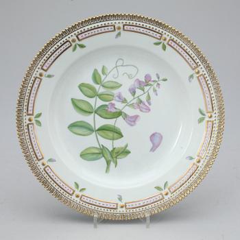 FAT, porslin, "Flora Danica", Royal Copenhagen.