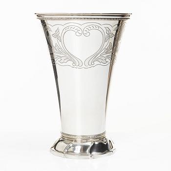 Guldsmedsaktiebolaget (GAB), A Swedish silver beaker, Stockholm 1934.