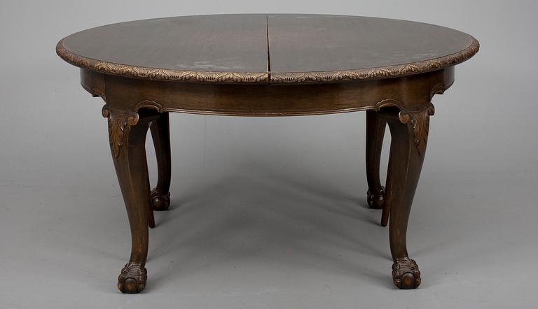 STOLAR, 10+4 st och MATBORD, ek, Chippendale stil, sannolikt Boman, 1900-talets första hälft.