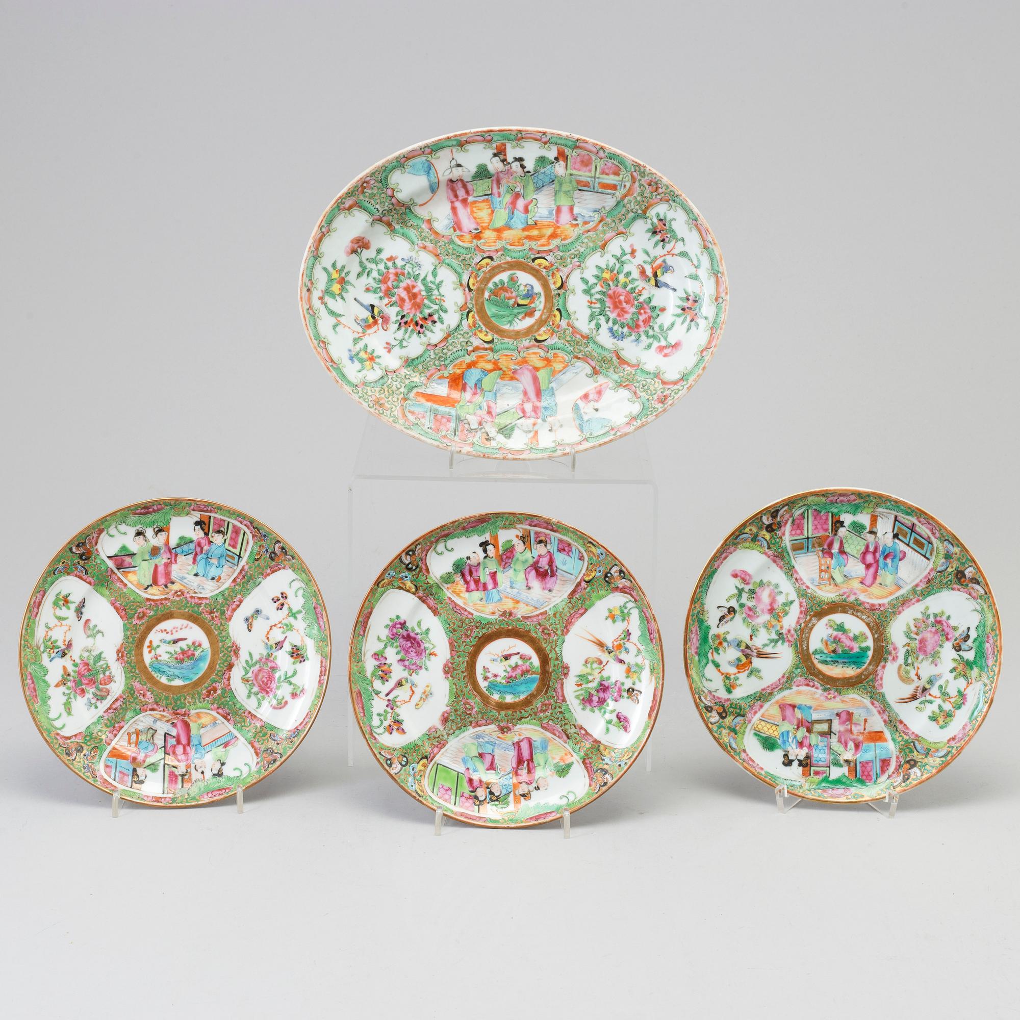 A lot of three dishes and one serving dish, Qing dynasty, 19th century.
