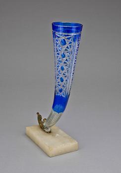 RYTHONVAS, böhmiskt glas, 1800/1900-tal.