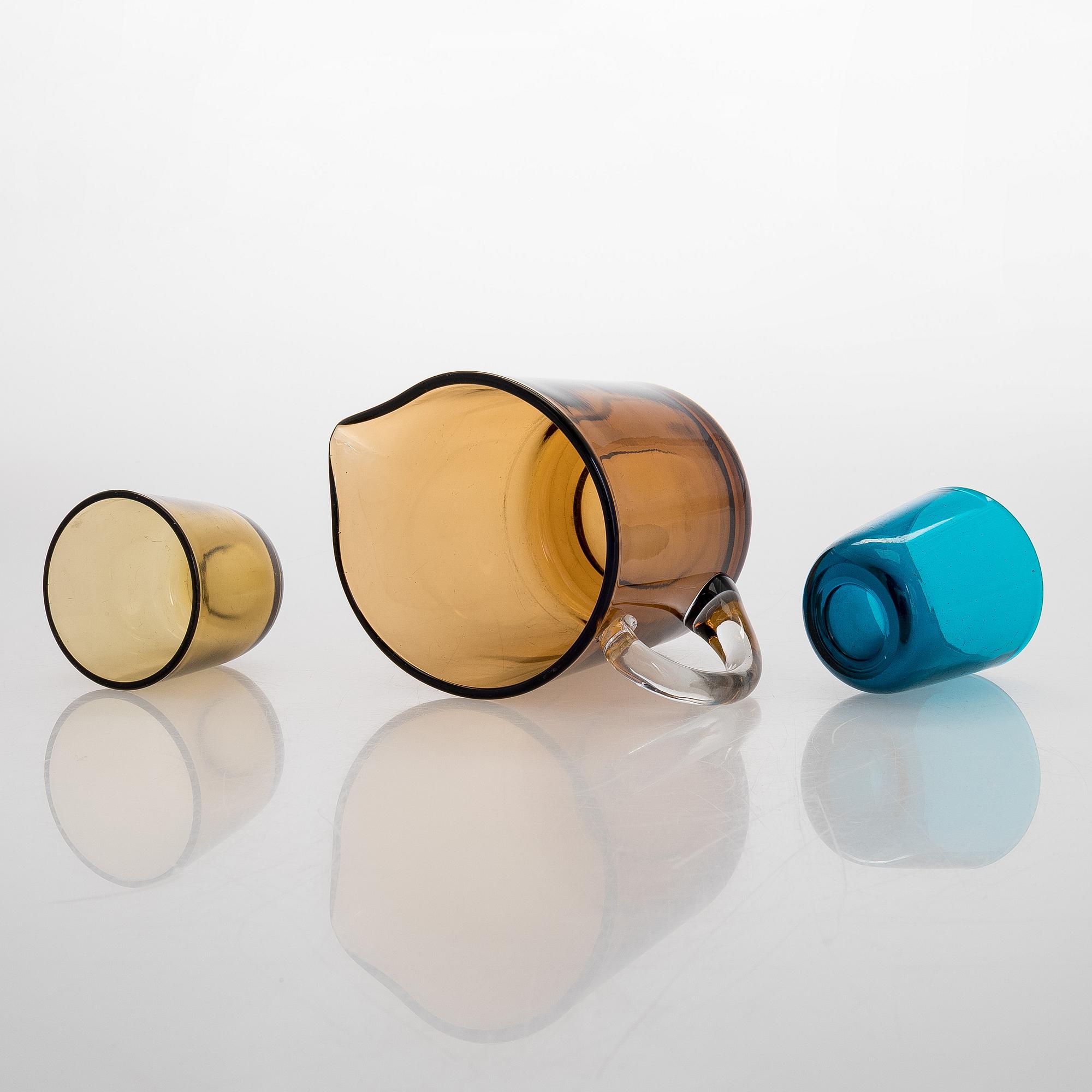 Kaj Franck, a mid-20th-century glass jug model 5601 and a set of 12 glasses model 5023, Nuutajärvi, Finland., a mid-20th-century g.