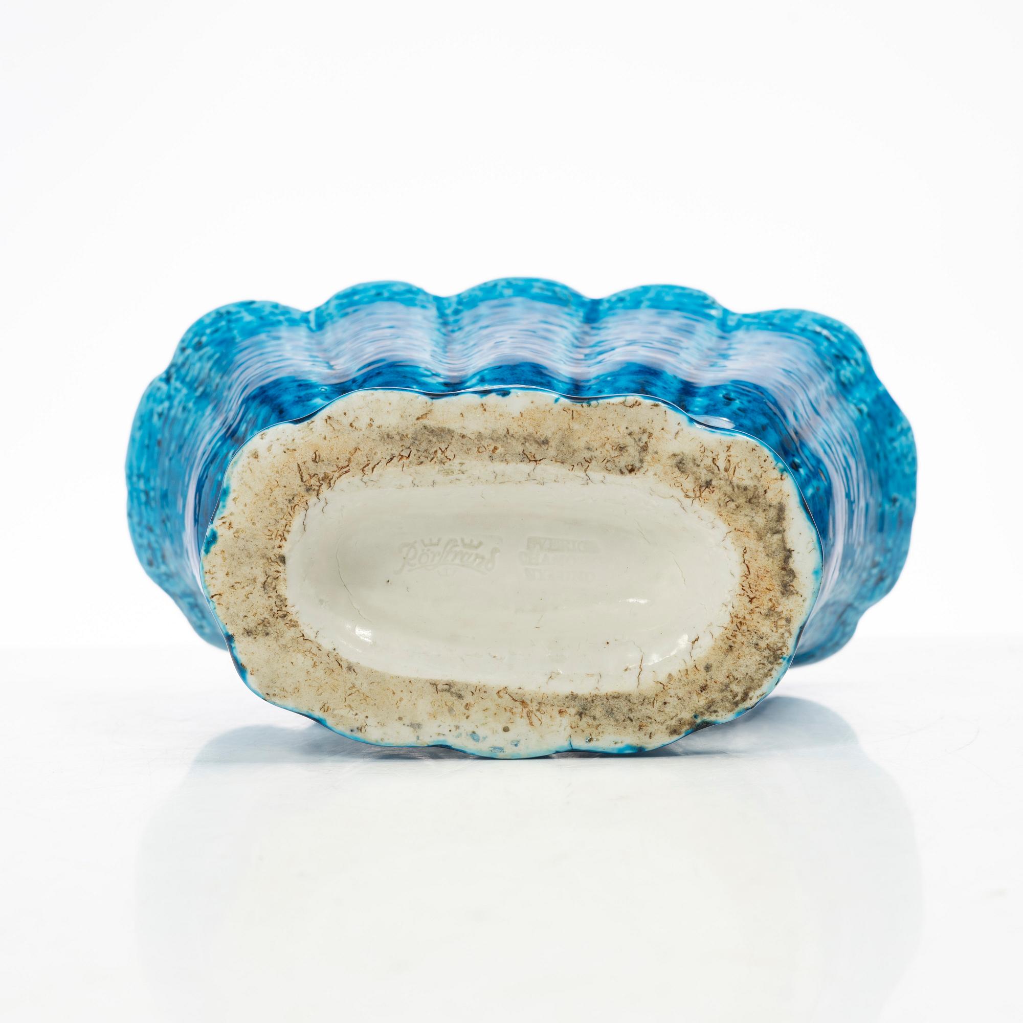 Gunnar Nylund, a set of five chamotte stoneware vases, Rörstrand 1930s-40s.