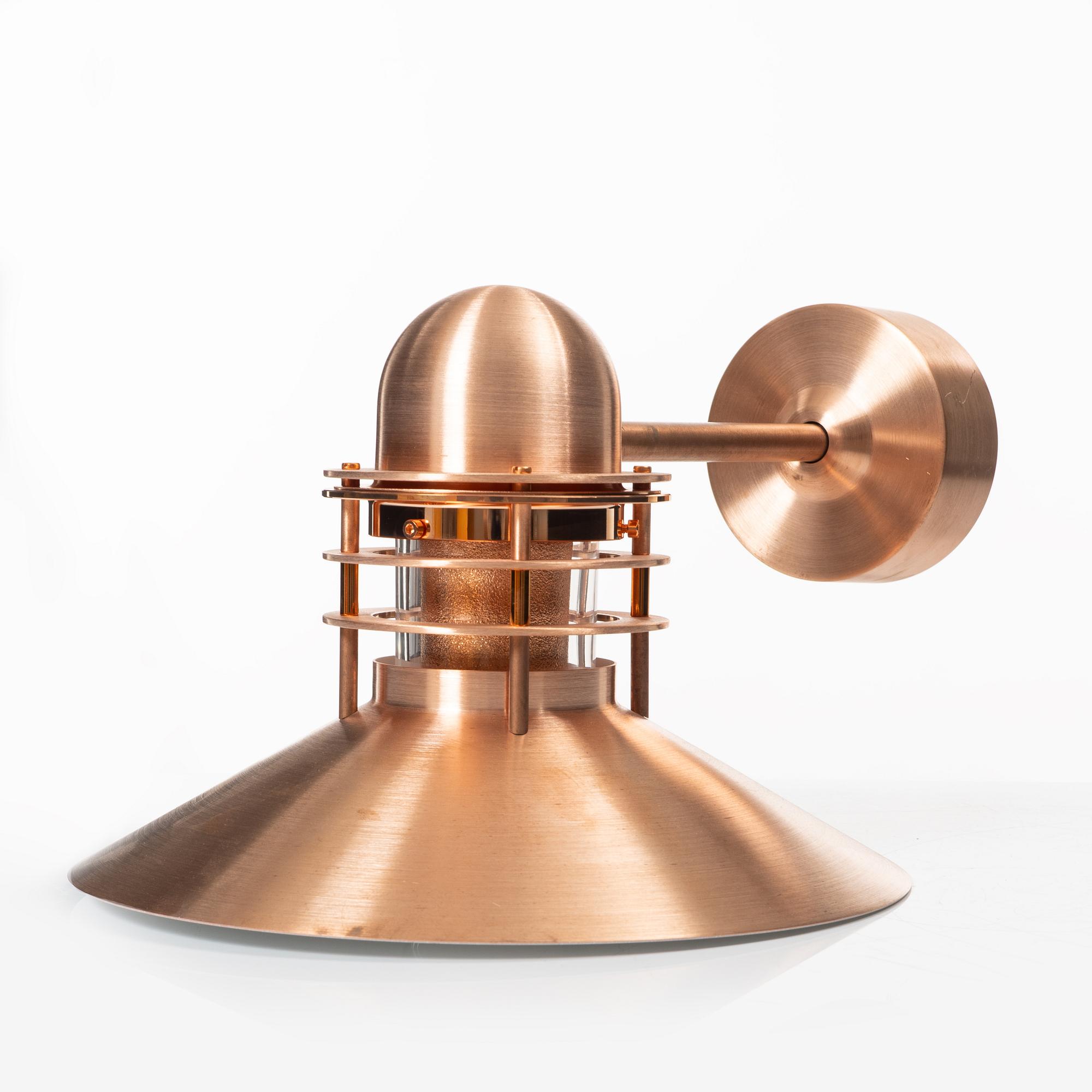 Alfred Homann & Ole V Kjaer, ytterlampa "Nyhavn", Louis Poulsen, Danmark.