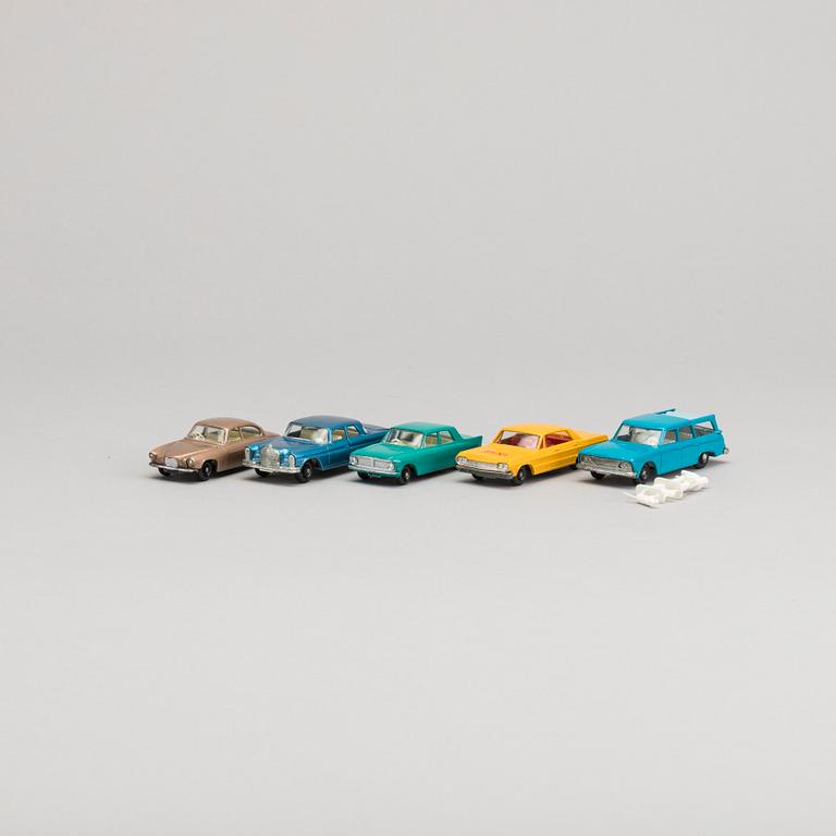 LESNEY MATCHBOX SERIES FIVE CARS.