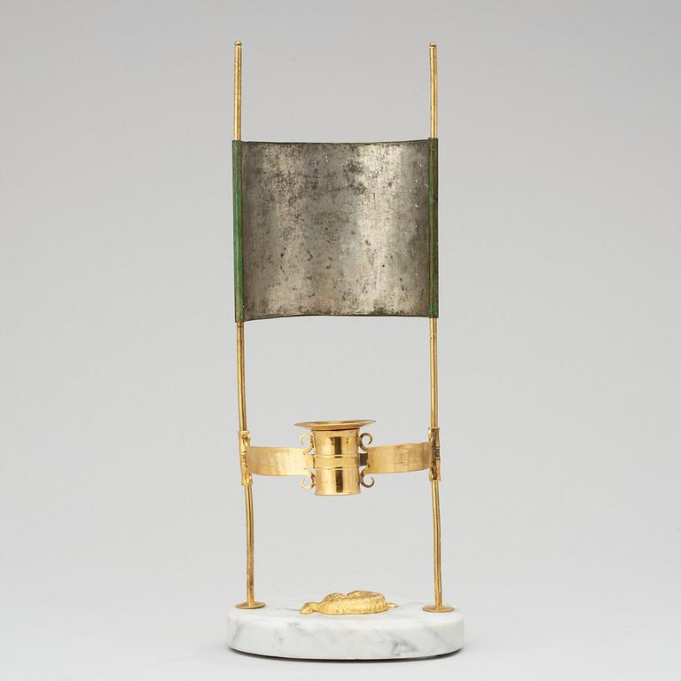 LÄSLAMPA, för ett ljus. Sengustaviansk, omkring år 1800.