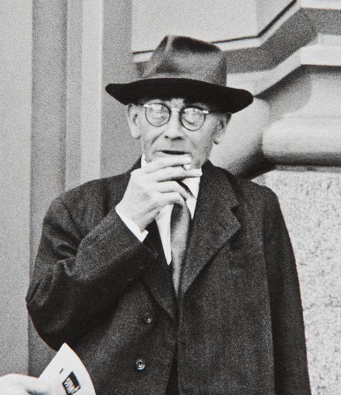 Ismo Hölttö, "Mannerheimintie 12, Helsinki 1967".