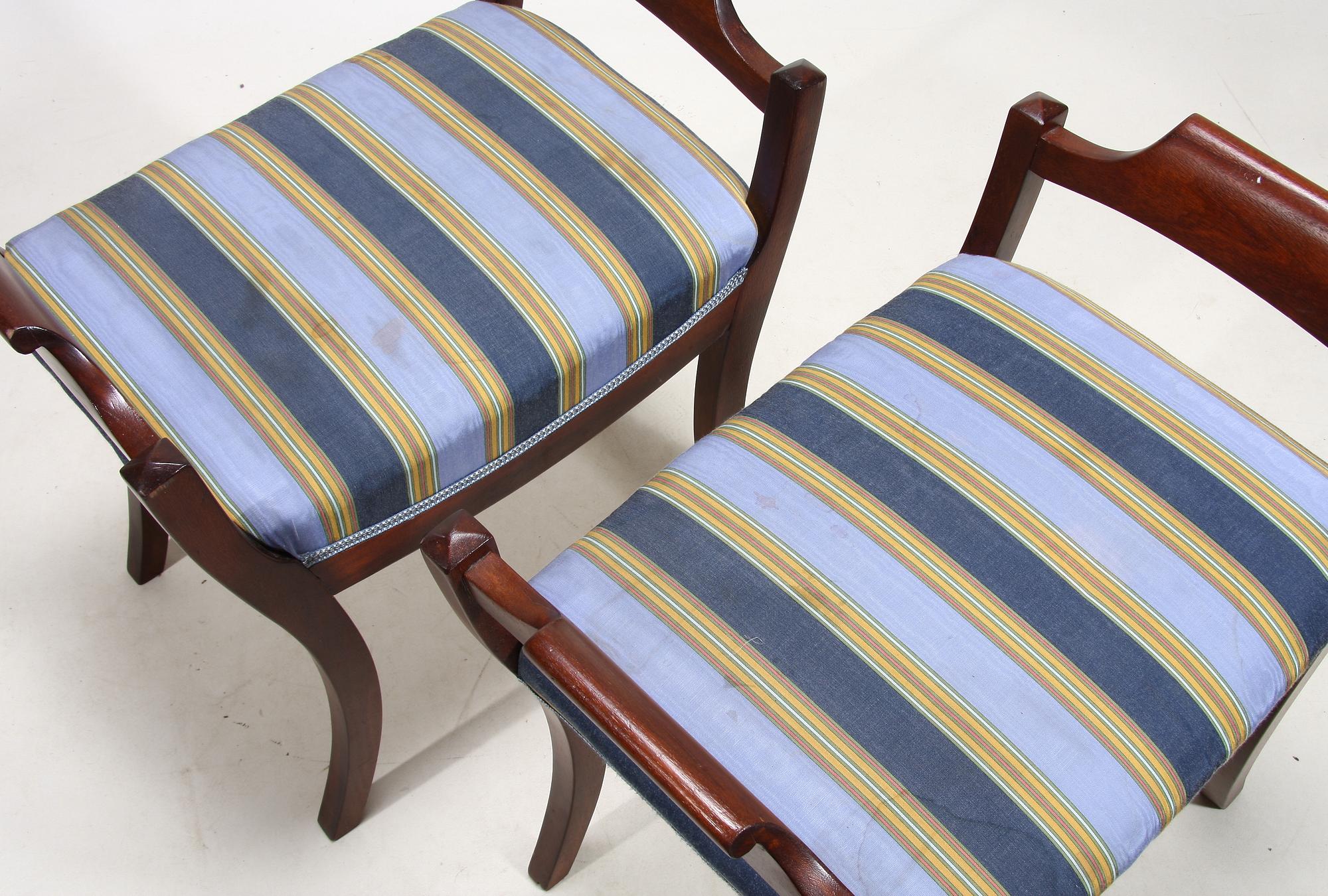 TABURETTER, ett par, Karl Johan, stämplade Johan Adam Vogt, Stockholm 1800-talets första hälft.