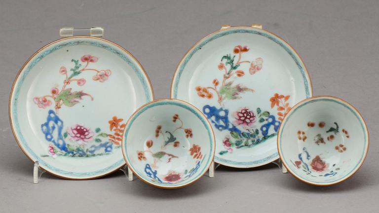 KOPPAR MED FAT, 2 st, Kina, Qianlong (1736-1795), porslin.
