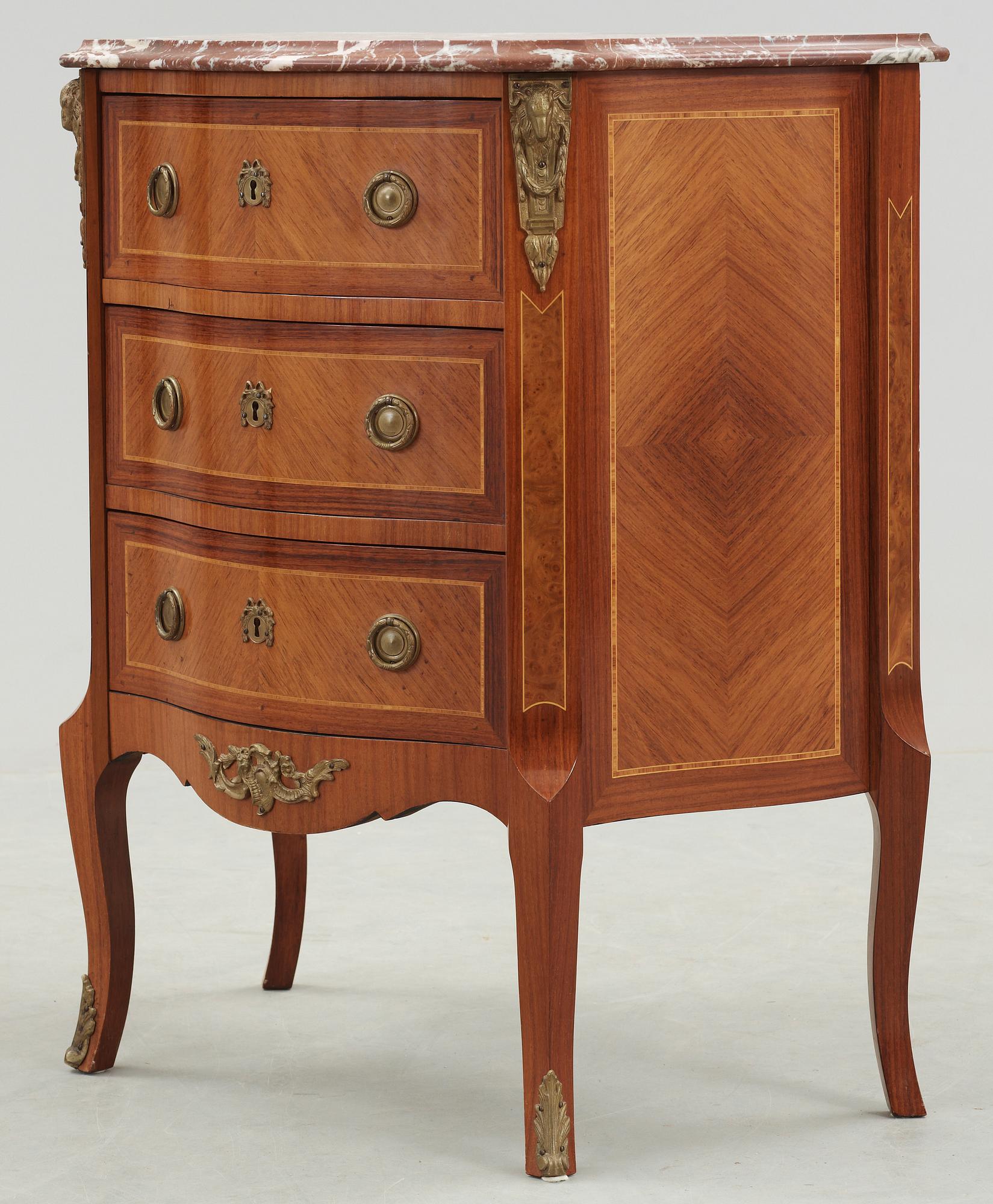 BYRÅ, Louis XVI-stil, Frankrike. 1900-tal.